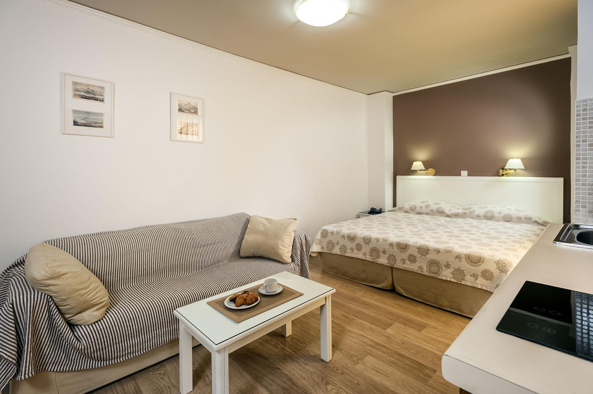 Elina Hotel apartamentowy Retimno
