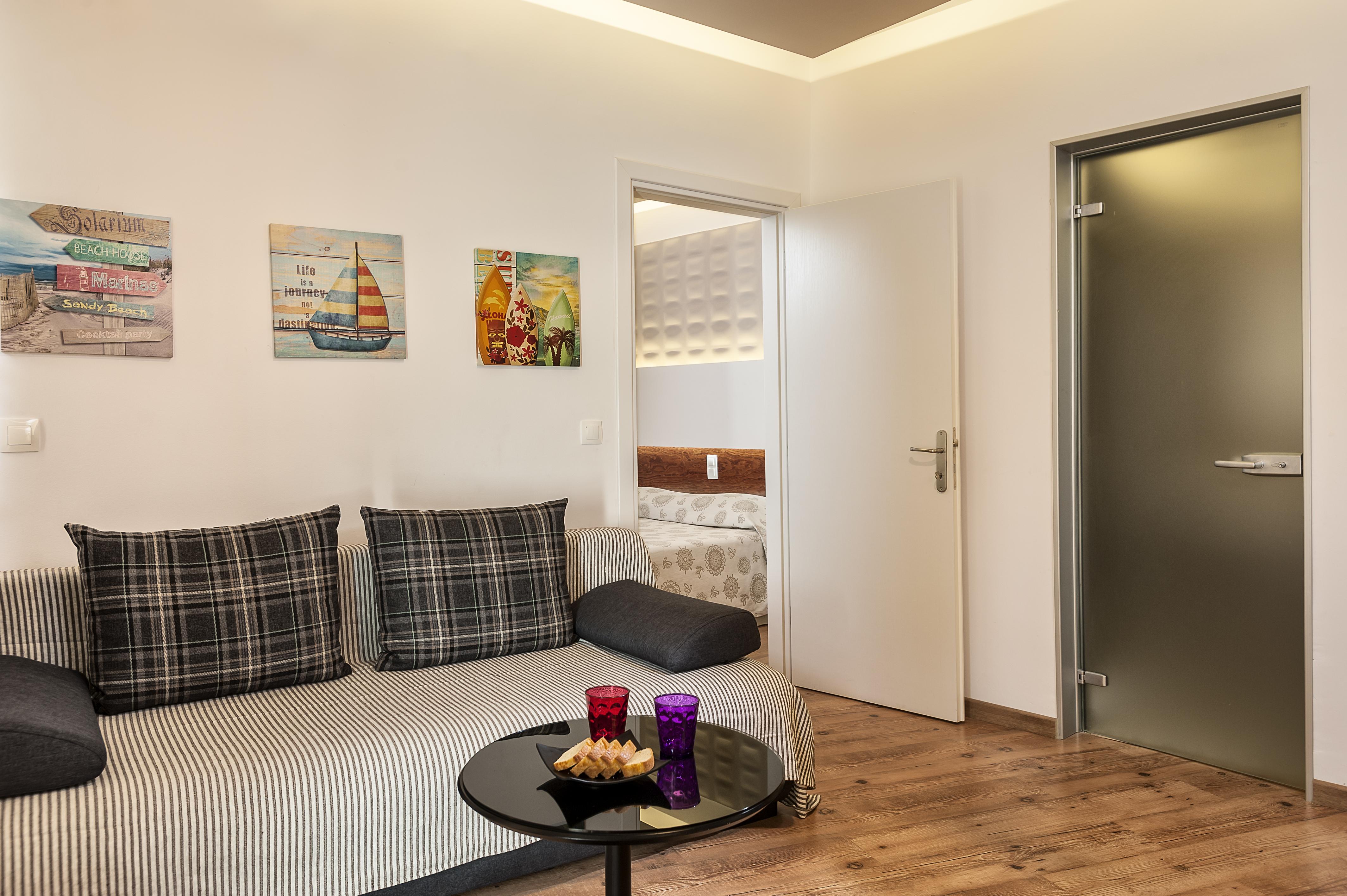 Hotel apartamentowy Elina