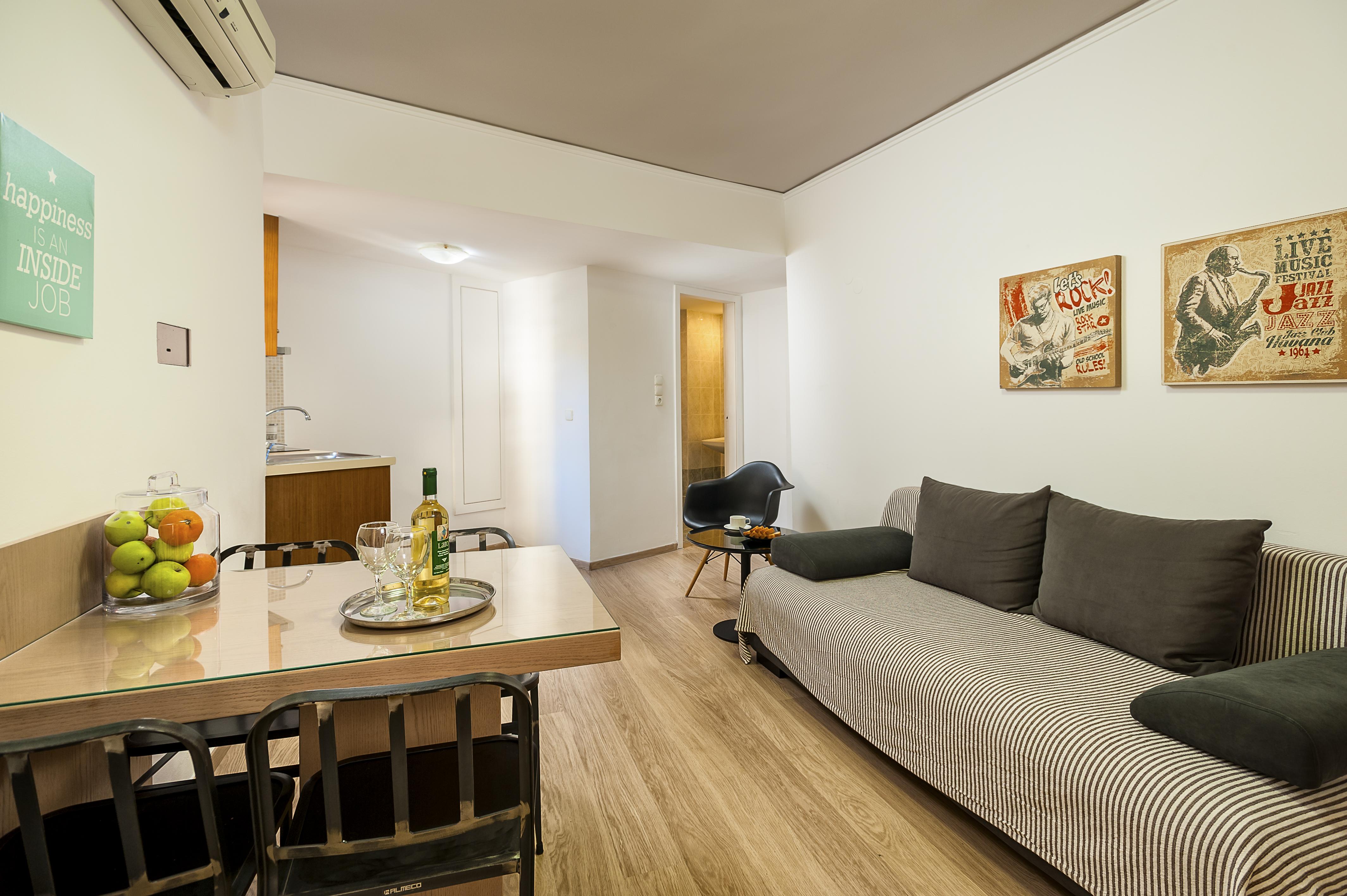 Hotel apartamentowy Elina 3*