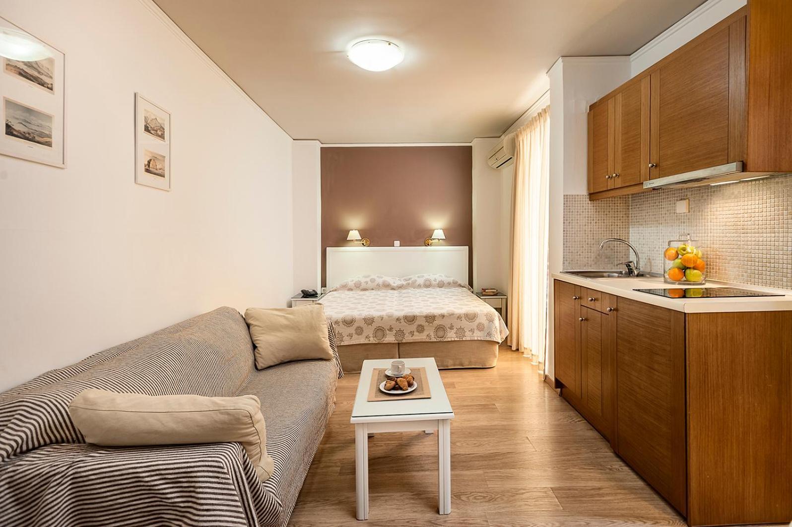 Aparthotel Elina 3*